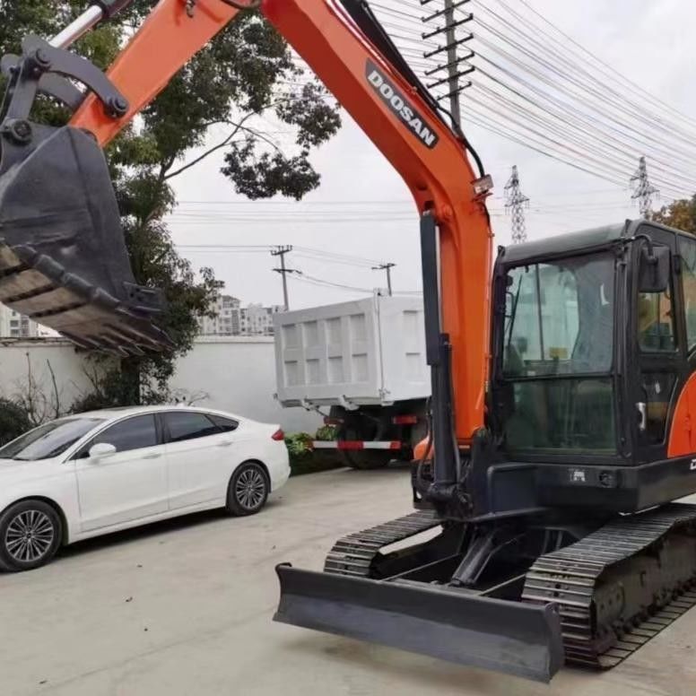 Gebraucht Doosan Digger DX55 Gebraucht 5,5 Tonnen kleiner Mini-Crawler Bagger