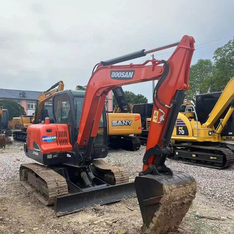 Gebrauchtes Doosan Digger DX60 Gebraucht 6 Tonnen Kleinbauwerk Mini Crawler Bagger