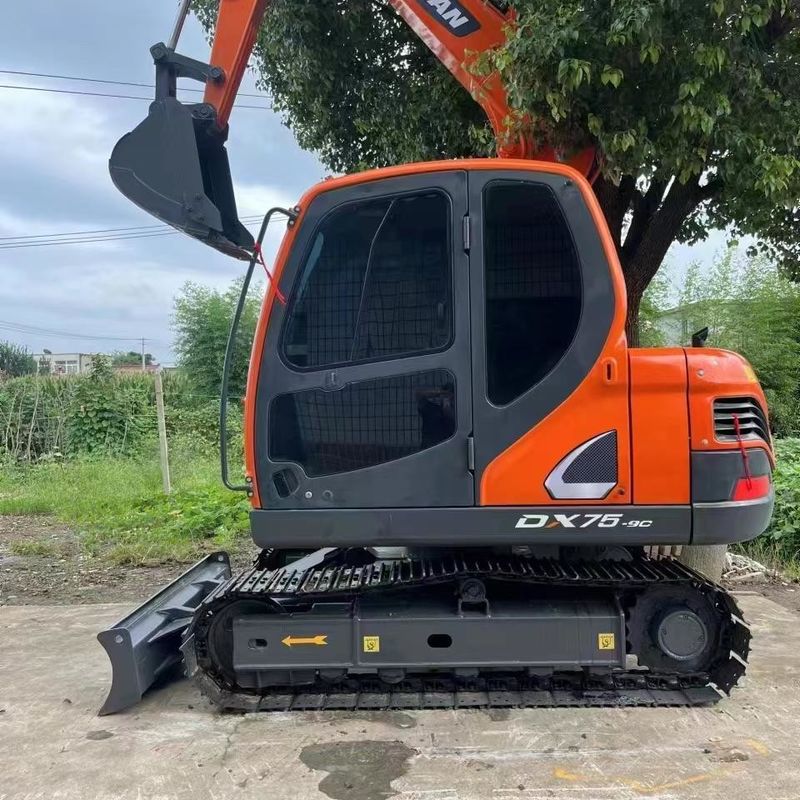 Gebraucht Doosan Digger DX75 Gebraucht 7,5 Tonnen kleiner Mini-Crawler Bagger