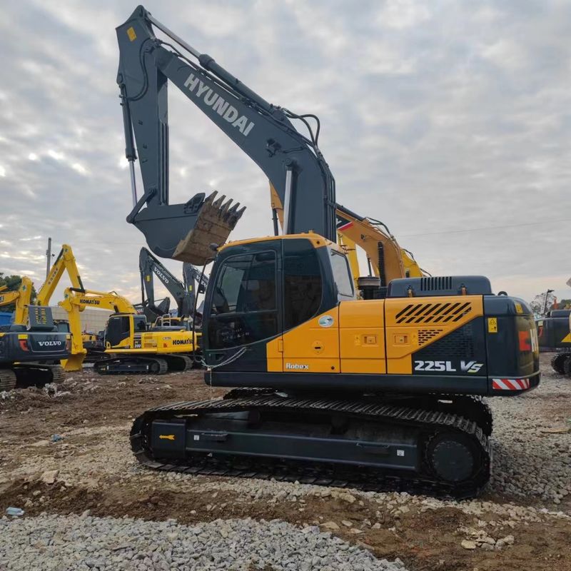 Gebrauchtes Hyundai Digger R225VS Gebraucht 22,5 Tonnen mittelgroßes Crawler-Exkavator