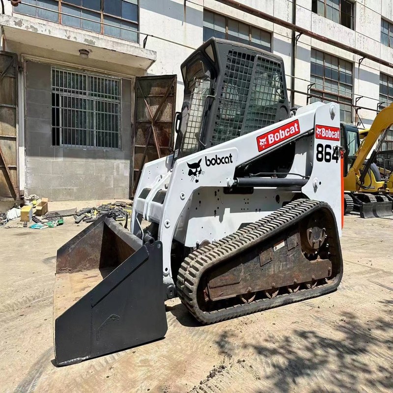 Bob 864 Gebraucht-Skid Steer Loader Maschine für Landschaftsgestaltung 10.6km/h 53.7KW