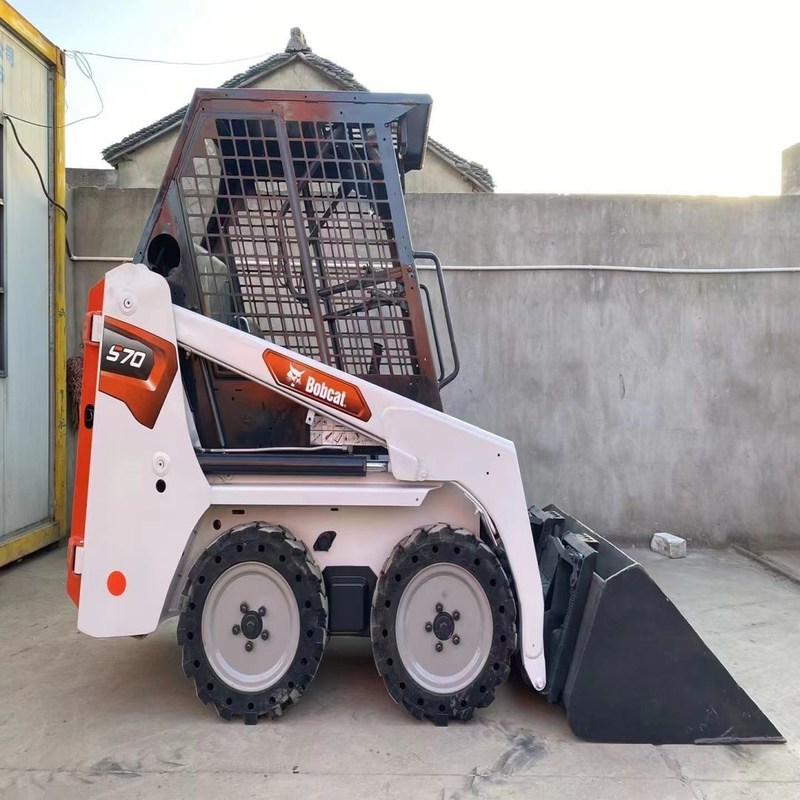 BobS70 Gebraucht-Skid Steer-Schwergeräte-Lader Mini S70 10,1 km/h 17,5 kW