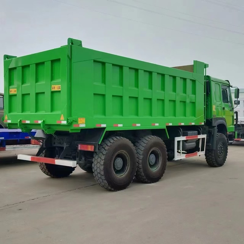 Gebrauchtes Müllwagen Howo 371 PS Sinotruk Howo 6x6 Kipper 6 Räder manueller Diesel