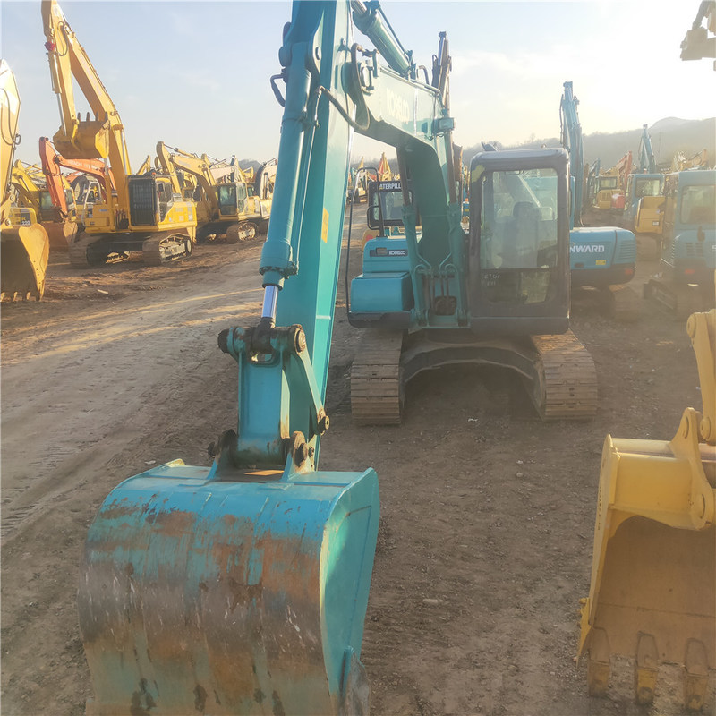 Gebrauchter Kobelco Digger SK130 Gebrauchter kleiner 13-Tonnen-Raupenbagger mit 74 kW