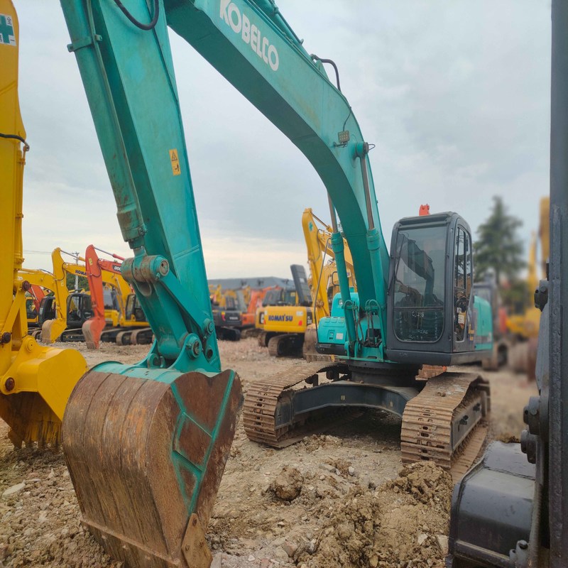 Gebrauchtes Kobelco Digger SK250-8 Gebraucht 25 Tonnen mittelgroßer Crawler Bagger 131kw