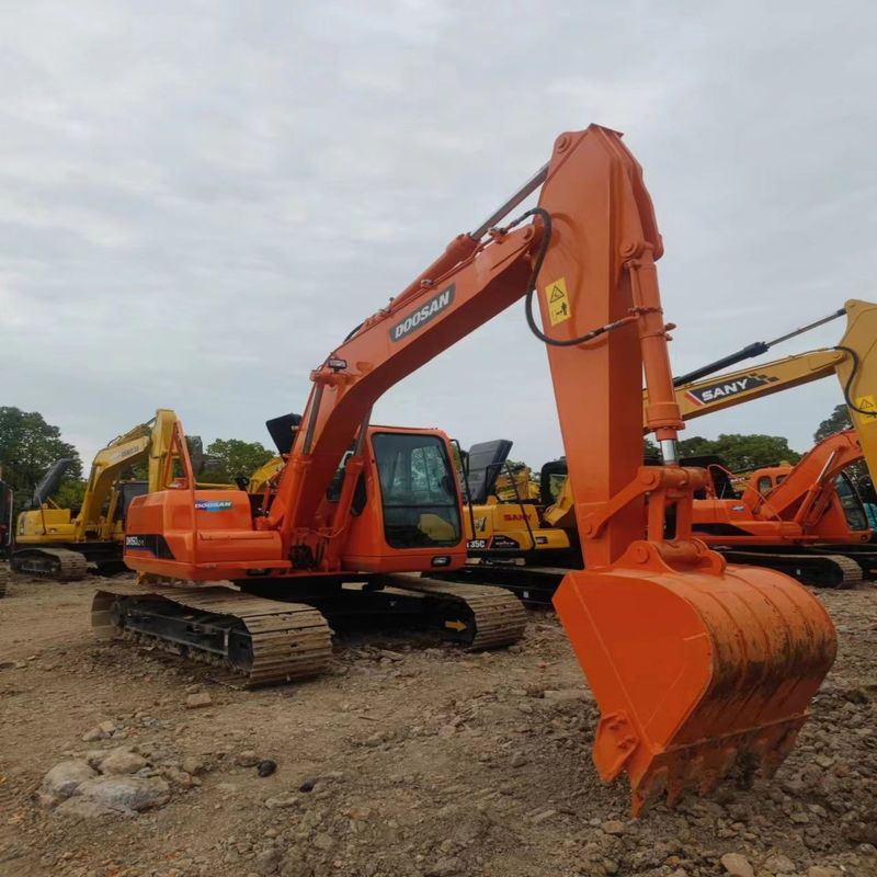 Gebrauchtes Doosan Digger DX150LC Gebraucht 15 Tonnen mittelgroßes Crawlerbagger