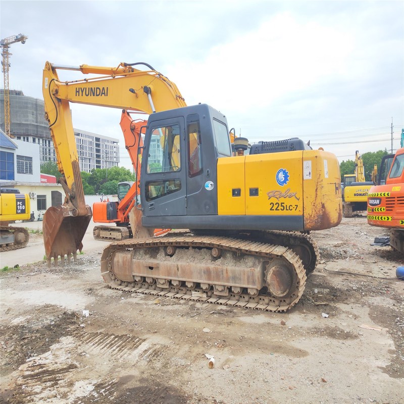 Gebrauchtes Hyundai Bagger R225LC-7 Gebrauchtes 22 Tonnen Mittelgroßes Crawler Digger 112kw