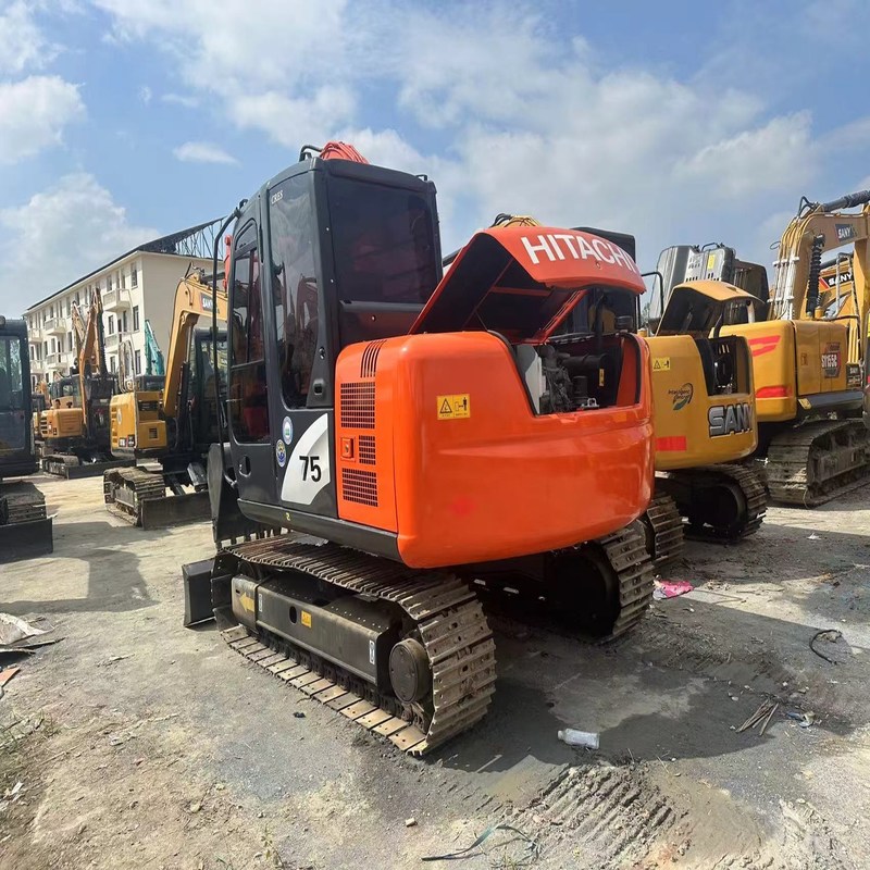 Hitachi ZX75 Gebrauchter hydraulischer 7-Tonnen-Bagger mittlerer Größe mit 40,3 kW und 0,33 m3 Schaufel