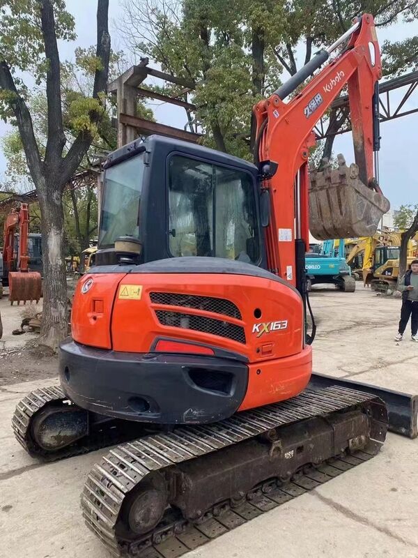Gebrauchtes Kubota Digger KX163 Gebraucht 5,5 Tonnen Kleinbauwerk Mini Crawler Excavator 35,5kw