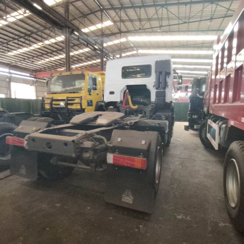 High Speed Diesel Used Tractor Truck 4*2 Sinotruk Howo 371hp 375hp manual